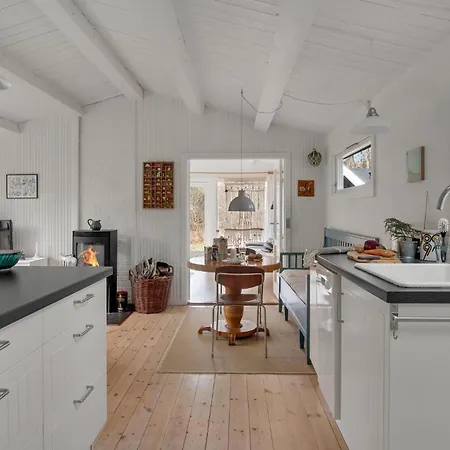 Amazing In With Kitchen